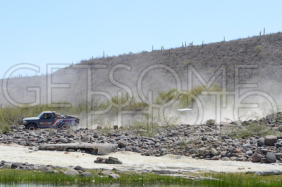 2_19MX1k_GETSOMEphoto_051474