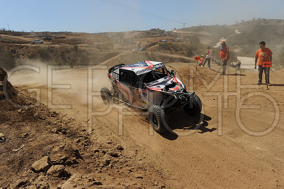 1851_010619_19B400_GetSomePhoto_064541