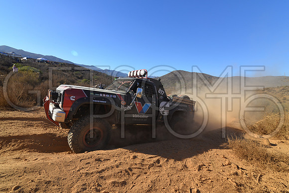 817_16Baja1000_GETSOMEphoto_85978