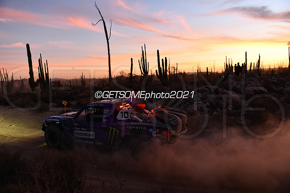 10_111821_21B1K_GETSOMEphoto_1895
