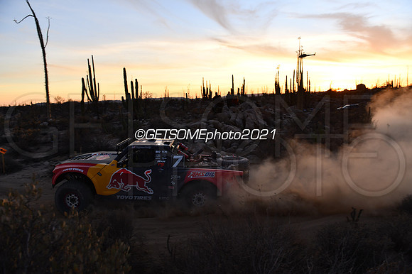 7_111821_21B1K_GETSOMEphoto_1856