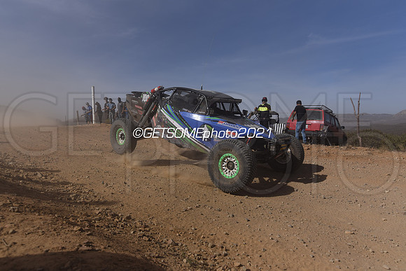 1001_111821_21B1K_GETSOMEphoto_3857