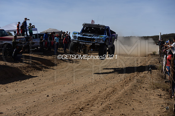 10_111821_21B1K_GETSOMEphoto_2041