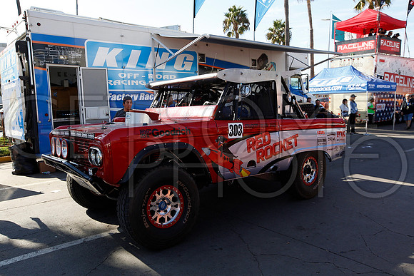 303_17B1000_getsomephoto_122072