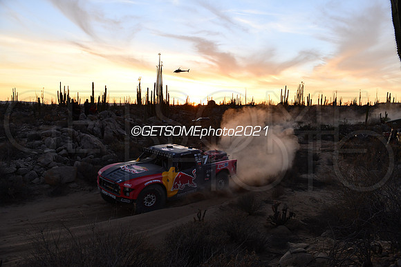 7_111821_21B1K_GETSOMEphoto_1852