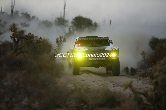 1L_111624_getsomephoto_129802