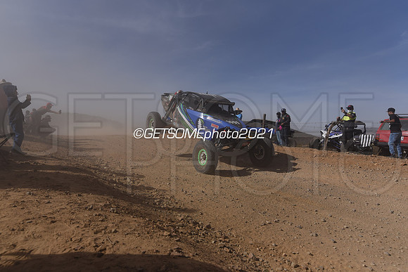 1001_111821_21B1K_GETSOMEphoto_3856