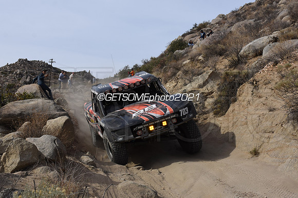 703_111821_21B1K_GETSOMEphoto_3095