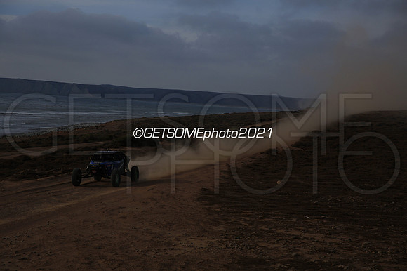1001_111821_21B1K_GETSOMEphoto_3244