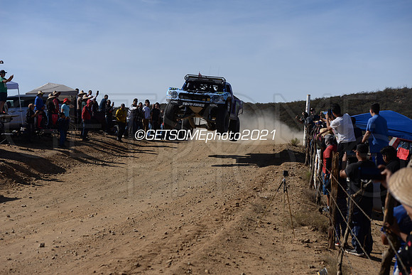 10_111821_21B1K_GETSOMEphoto_2040