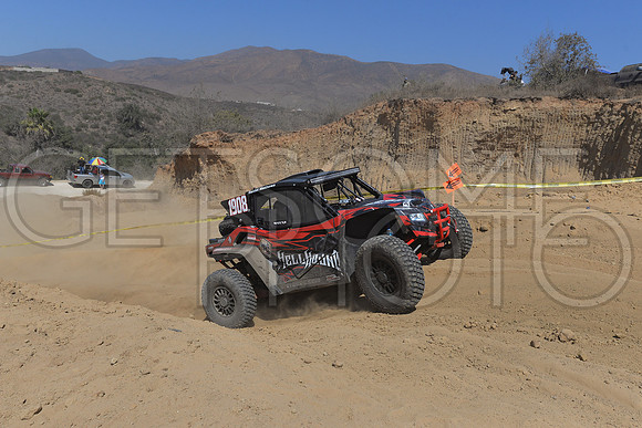 1908_010619_19B400_GetSomePhoto_064408
