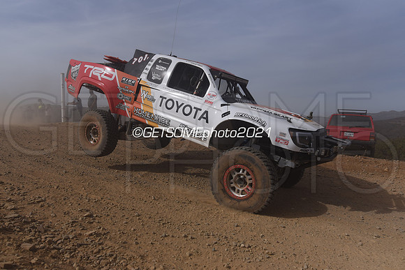 701f_111821_21B1K_GETSOMEphoto_3186