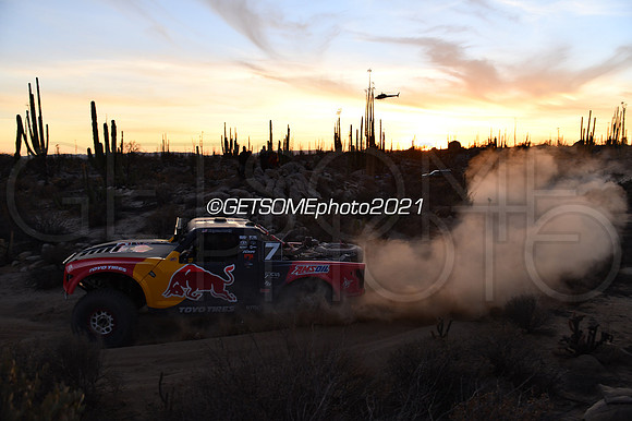 7_111821_21B1K_GETSOMEphoto_1855