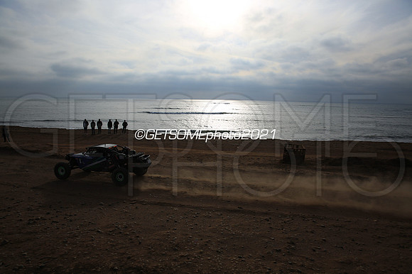1001_111821_21B1K_GETSOMEphoto_3248